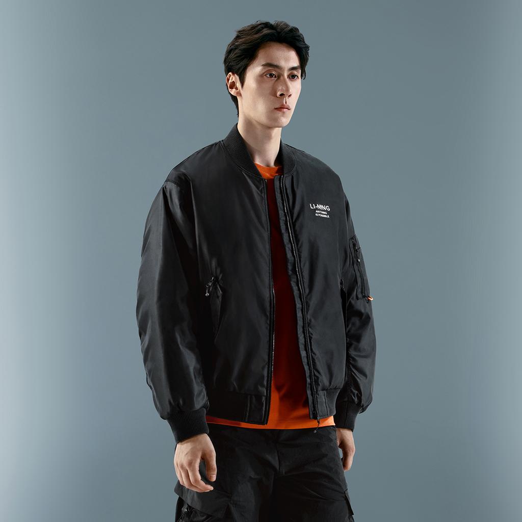 Li Ning Sports Lifestyle Series Letter Baseball Collar Zipper Winter Casual Versatile Short Cotton Jacket Men Jacket Black AJMU185-1