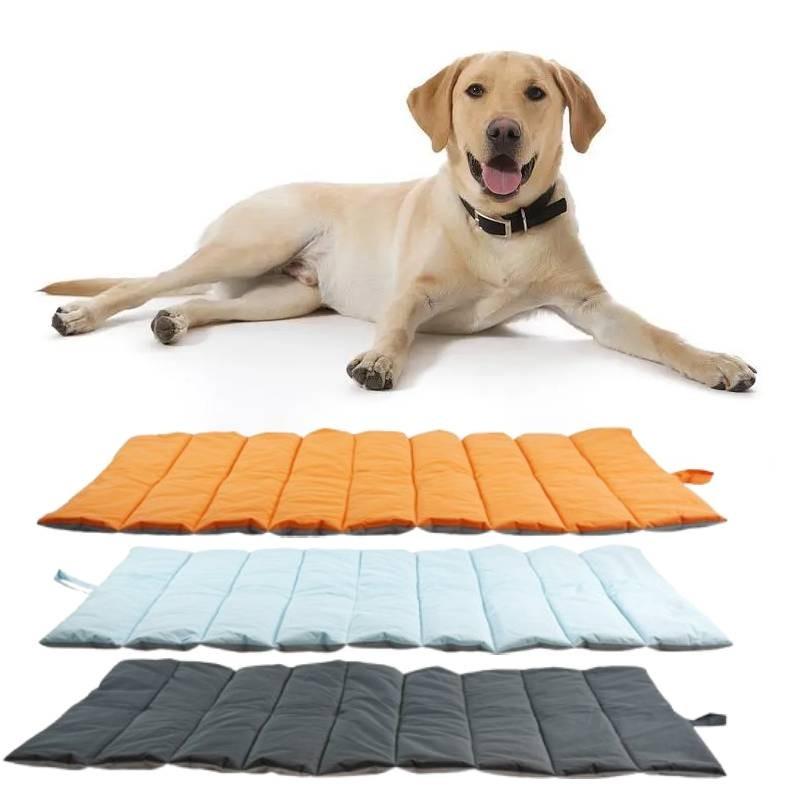 Premium Waterproof Outdoor Pet Mat Foldable Travel Dog Cushion With Storage Bag For Easy Carrying