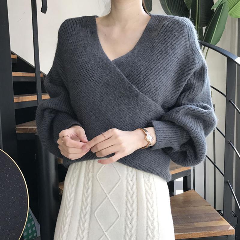 

Temperament simple cross-V-neck loose women s sweater, autumn and winter commuting all-match elegant women s sweater top One Size серый
