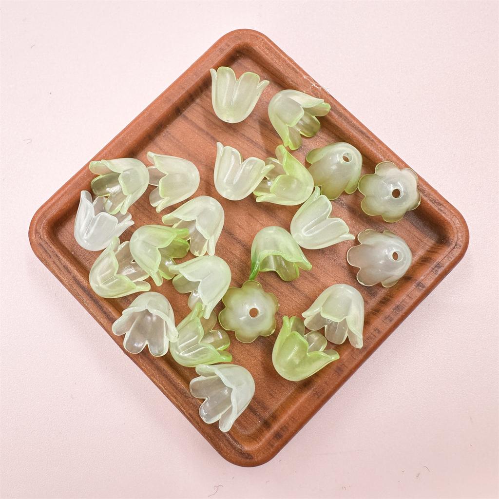 100Pcs Color Matching Flower DIY Jewelry Accessories Pendants Creative Bell Orchids Beads Acrylic Receptacle Fashion for Bracelet Earring Making