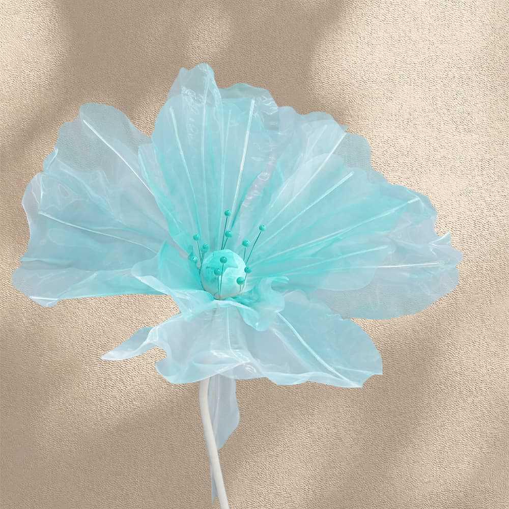 Silk Filigree Net Flower Simulation - Decorative Dried Flower Display for Floor-to-Ceiling Windows