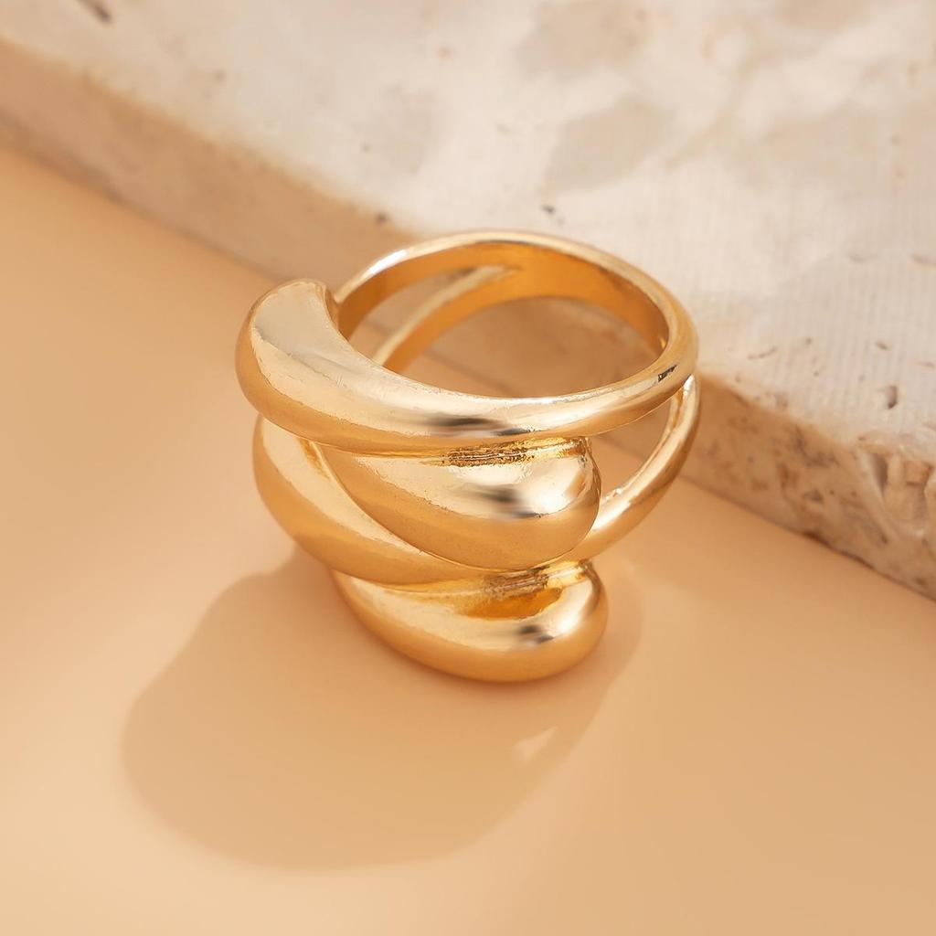 Gold Plated Alloy Bangle Bracelet European Style Anti-Fade Elegant for Women