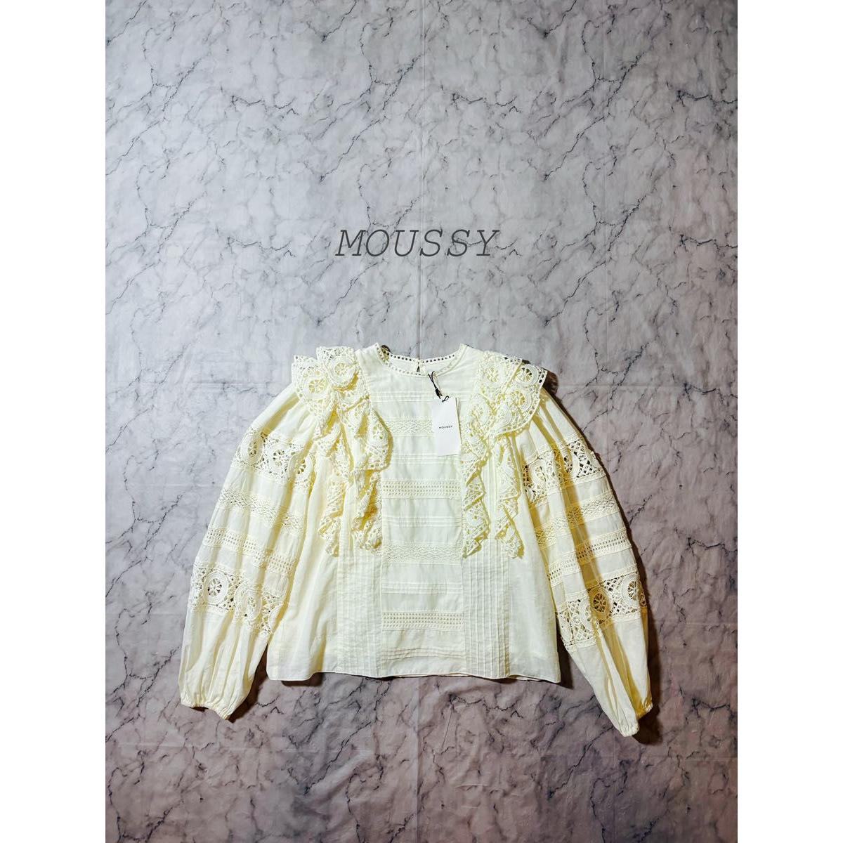 [Final Price] MOUSSY Frill Blouse