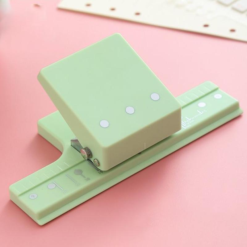 1 Pc Multi-function 3-hole Punch, Small Hand Punch, Can Bind 6 Sheets Of Paper, Suitable For Scrapbooking And Paper Crafting.
