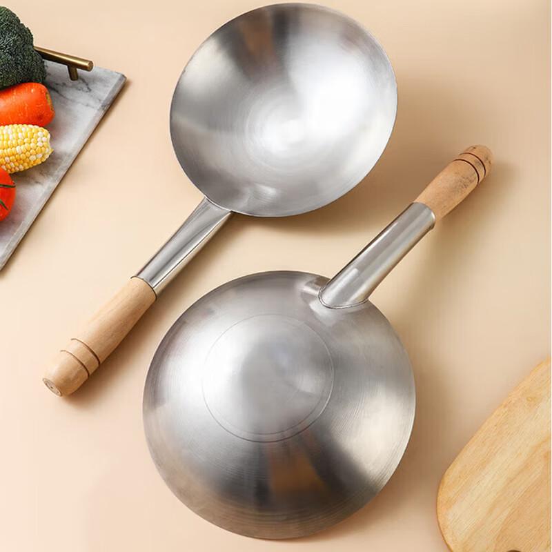 24cm Stainless Steel Water Scoop with Short Wooden Handle
