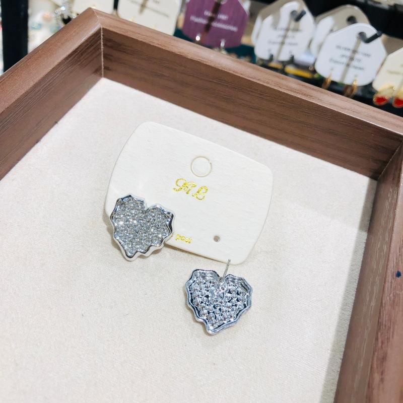 Fashion Exquisite Mini Premium Feel Zircon Earrings Women Jewelry Making Commemorative Gift Heart Shaped Earrings