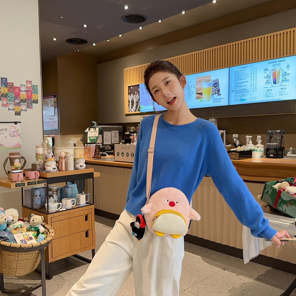 Cartoon Duffle Bag For Women With Plush Material And Large Capacity For Daily Use