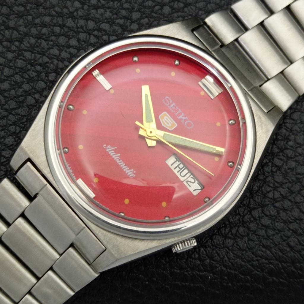 GENUINE VINTAGE SEIKO 5 AUTOMATIC 7019A JAPAN MENS RED DIAL WATCH A702408-5 R124-a702408