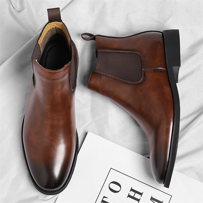 Luxury New Designer Pointed Patent Leather Casual Chelsea Ankle Boot for Men Brand Winter Fashion High Tops Shoes Zapatos Hombre
