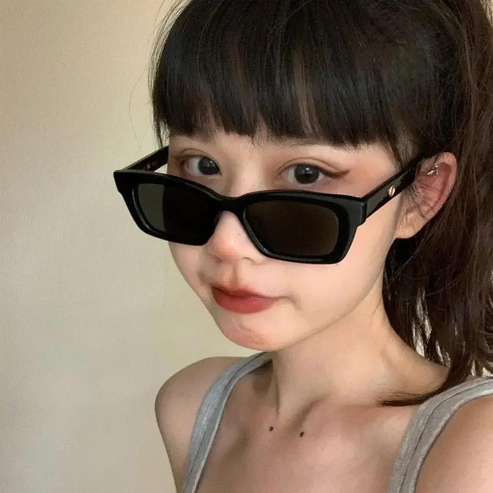New Style Retro Style Small Square Sun Glasses for Women's Vintage Style Trendy y2k Sun Eyeglasses Brand Designer Luxury Design Eyewear for Male