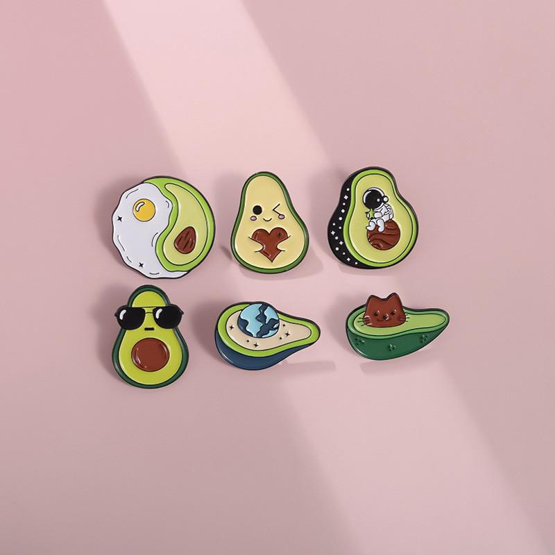 Adorable Cartoon Avocado Series Green Badge Cute Cat Astronaut Heart Shaped Metal Brooch