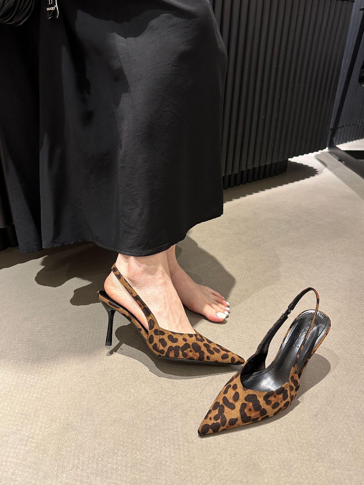 

Suede sexy pointed high heels women s spring 2025 new models with skirt temperament thin heel temperament bag head sandals 34