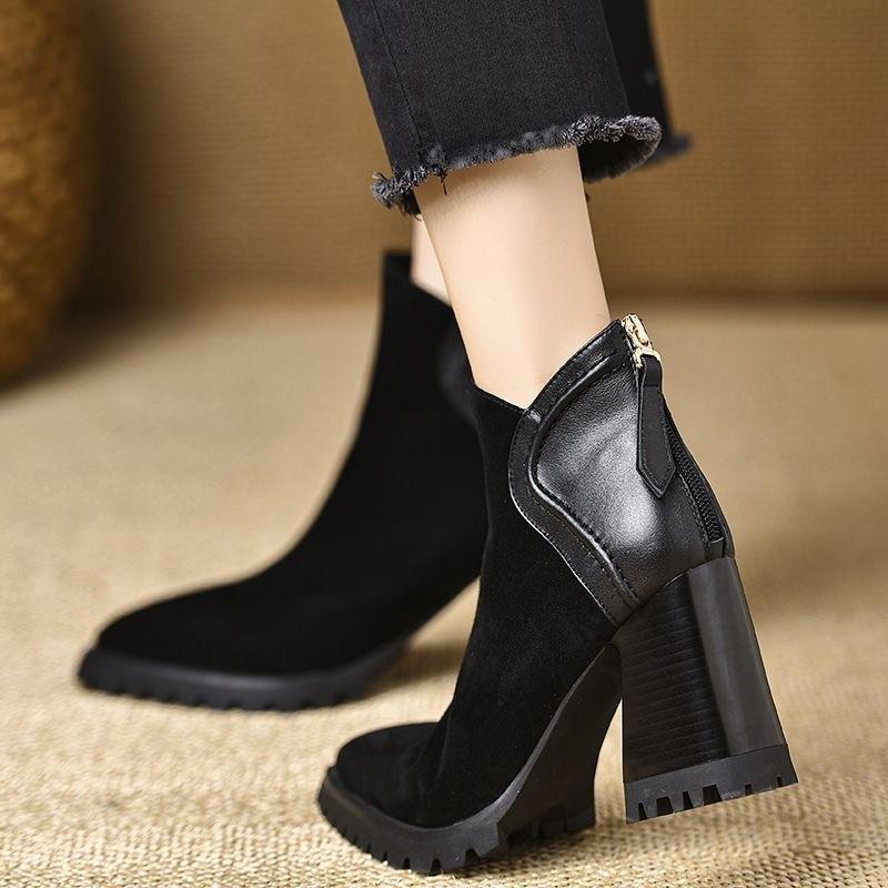 Small Martin Boots Platform 2025 Winter New Fashionable and Comfortable Women's Boots High Heels Thick Heel Pointed Short Boots