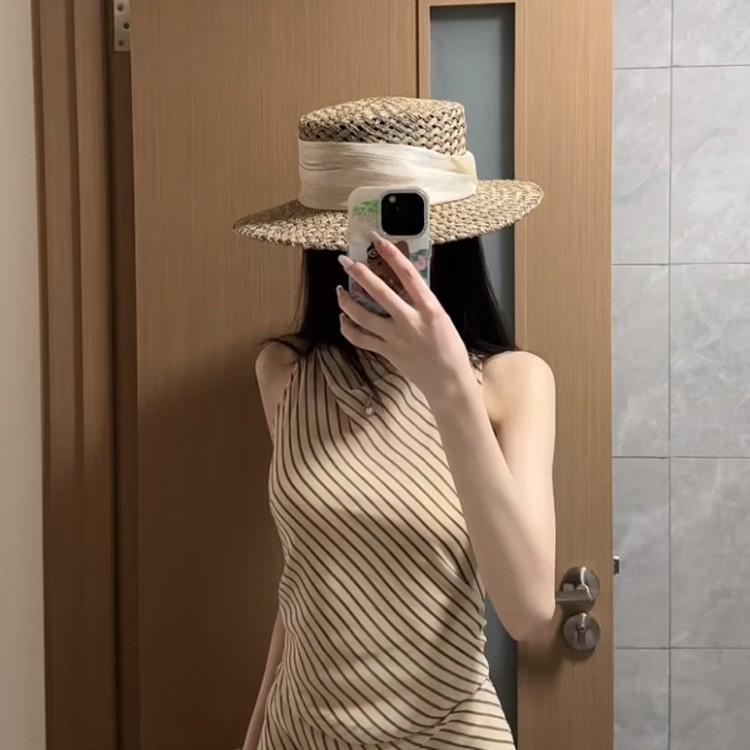 Old Money Wind Hollow Flat Top Salty Grass Woven Hollow Straw Hat Female Summer French Seaside Beach Sun Protection Hat Sun Hat