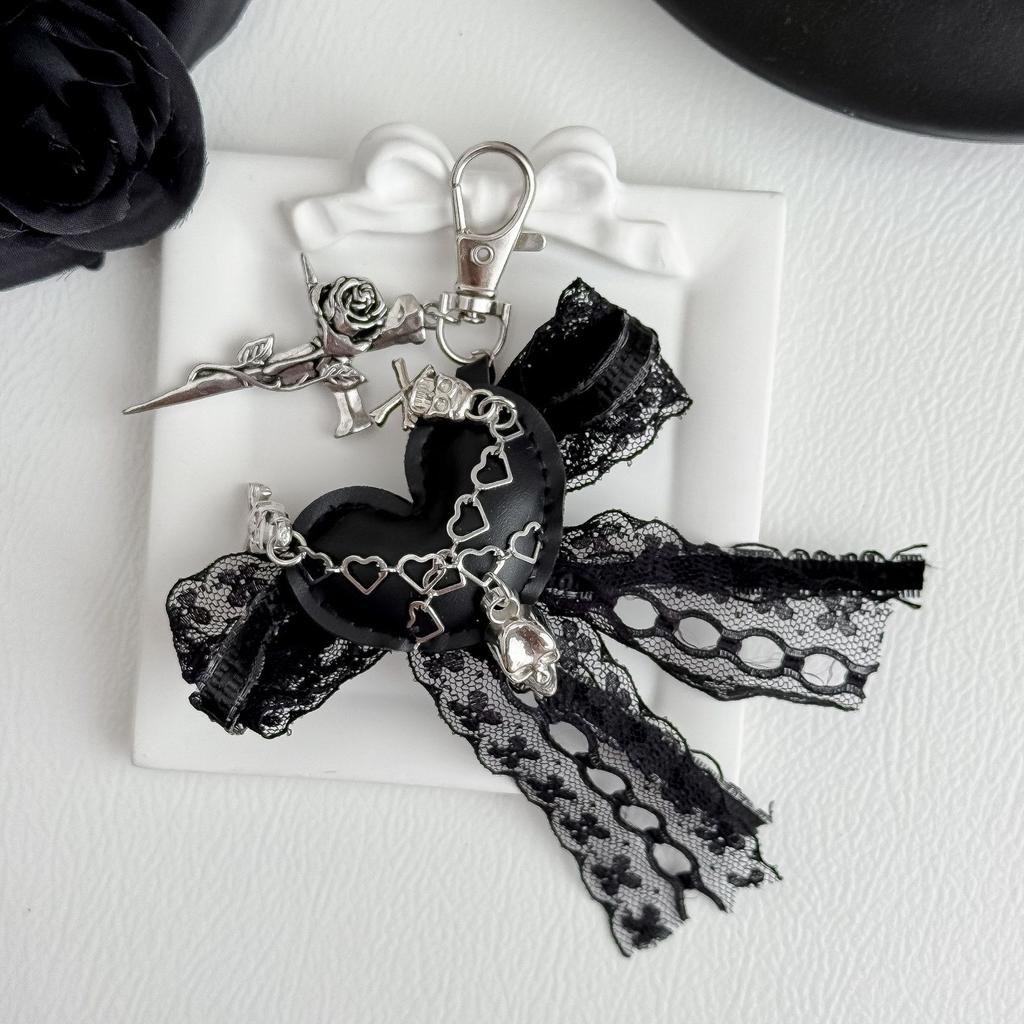 New Gothic Lace Bow Black Heart Cross Keychain New Exquisite Sweet Ballet Ribbon Keychain Hand-held Charter Key Accessories Gift
