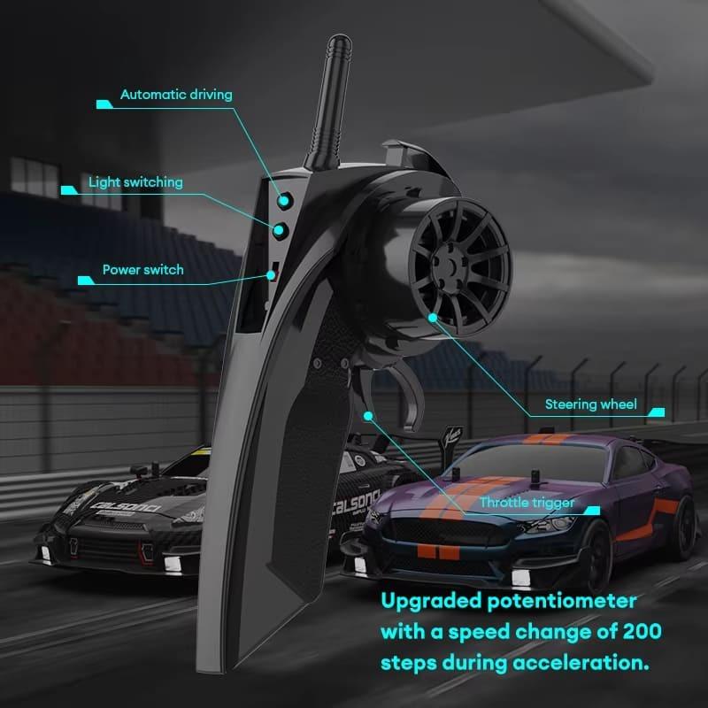 Nou 2.4G Frecvență automată cu telecomandă Mașină reîncărcabilă Racing Drift Electric Graffiti Telecomandă Mașină pentru băiat Cadou de aniversare Jucărie pentru copii