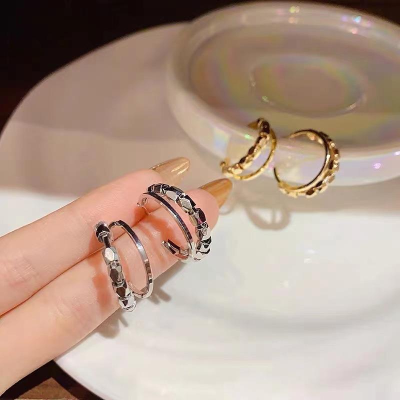 Y2K Style Metal Ball Circular Hoop Earrings for Women Exaggerated Design Bilayer Round Personality Accessories Fashion Jewelry