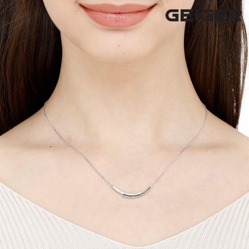 Line Silver Necklace White Gisvnn009