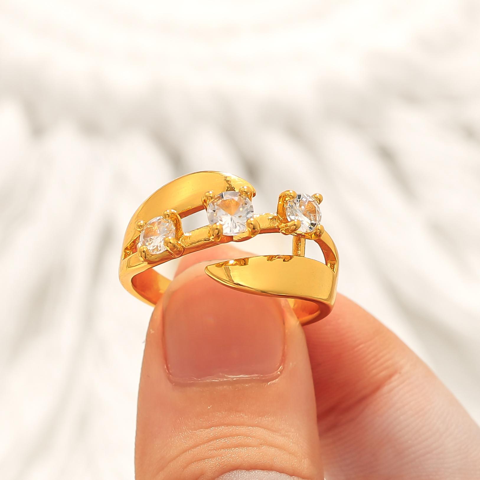 

New zircon ring, simple and high-end women s ring. No. 11 золотий