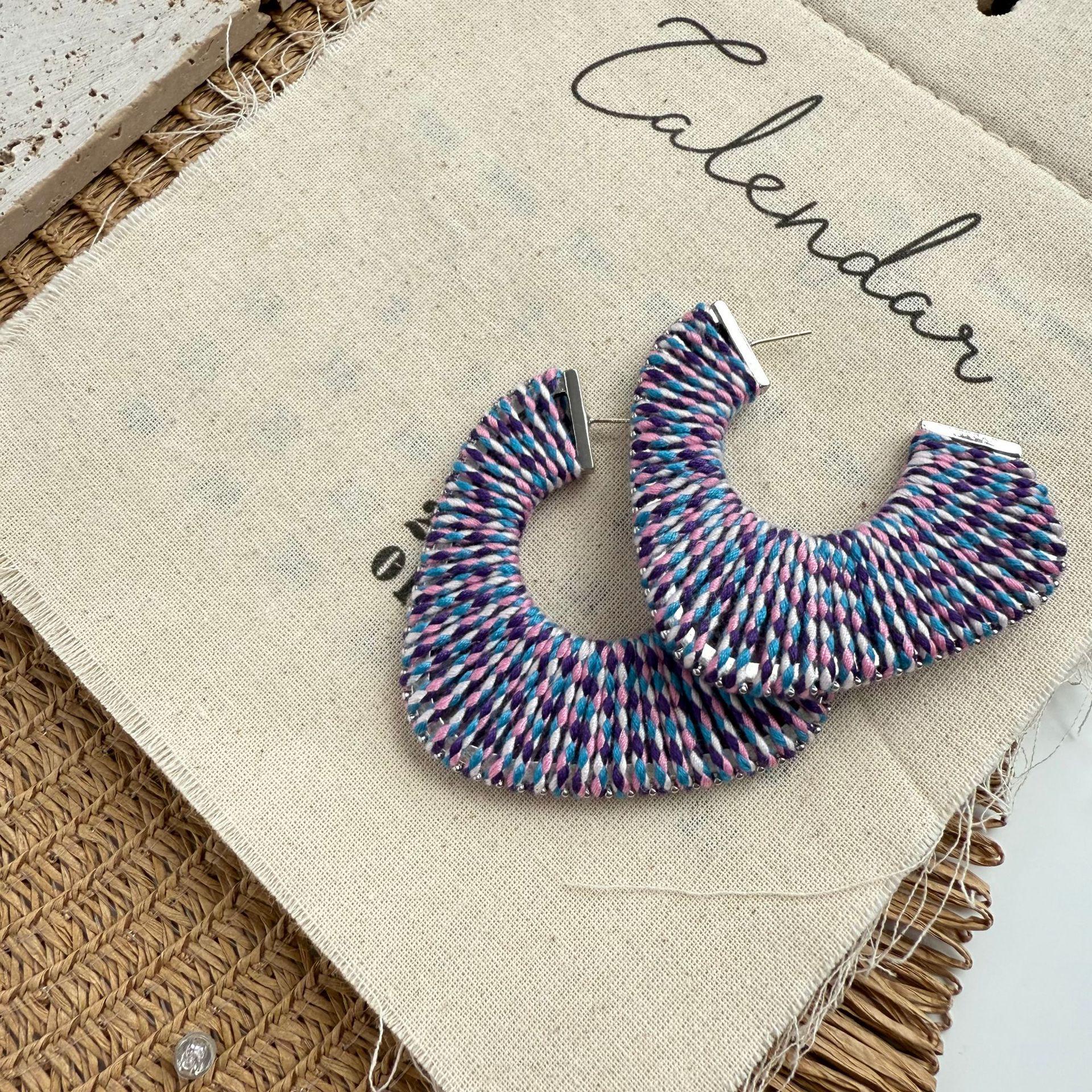 Elegant Cotton Thread C-Shaped Earrings: Versatile and Chic for Autumn/Winter No size variation available