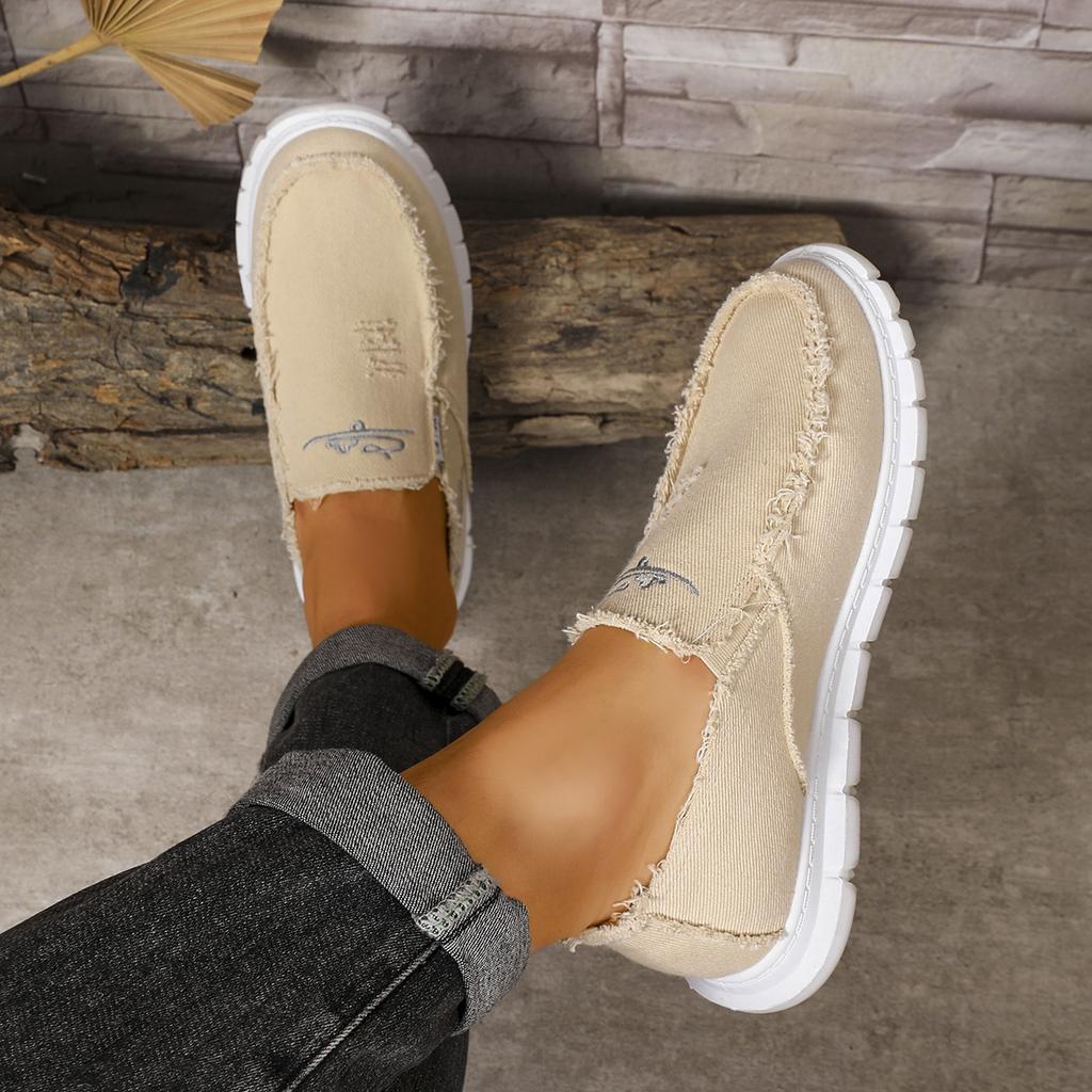 Naiste vabaaja madala säärega tennised pestud lõuendi ja karikakramustriga