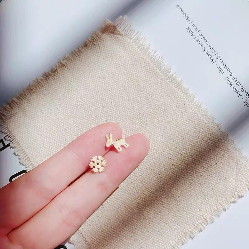 Gold Color Simple Small Butterfly Stud Earrings for Women Cute Hypoallergenic Daily Wear Ear Piercing Jewelry Wholesale