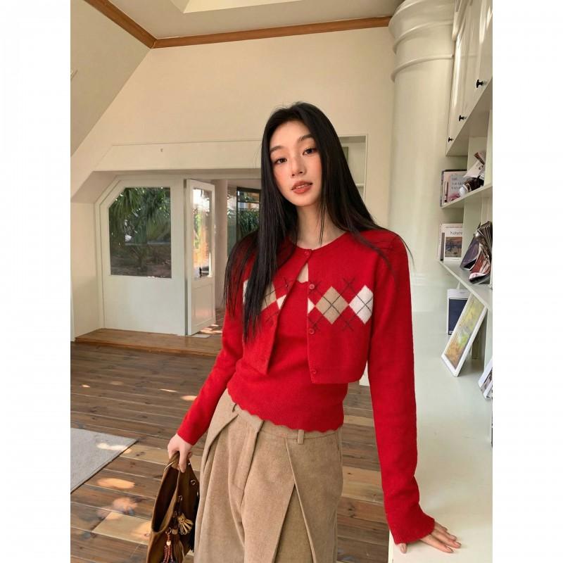 Womens 2-Piece Knit Set Short Cardigan Lace Camisole Fall Winter Slim Fit Sweet Outfit