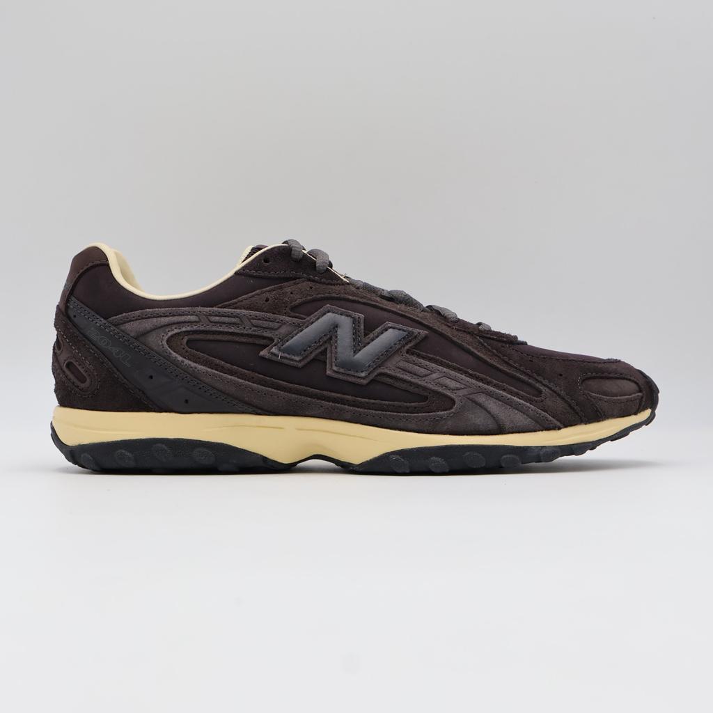 U204L5I7 AURALEE A New Balance 204L "Brown" (Men's)