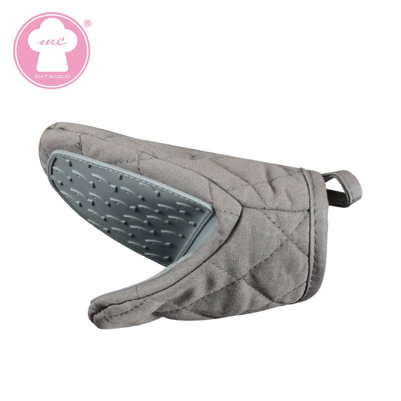 

Fish Shaped Silicone Cotton Oven Gloves Heat Resistant Kitchen Baking Mitts for Microwave 1pcs