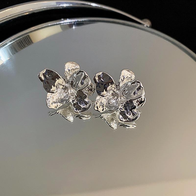 Silver needle pleated flower earrings ins niche design sense cold wind stud earrings exaggerated temperament fashion earrings