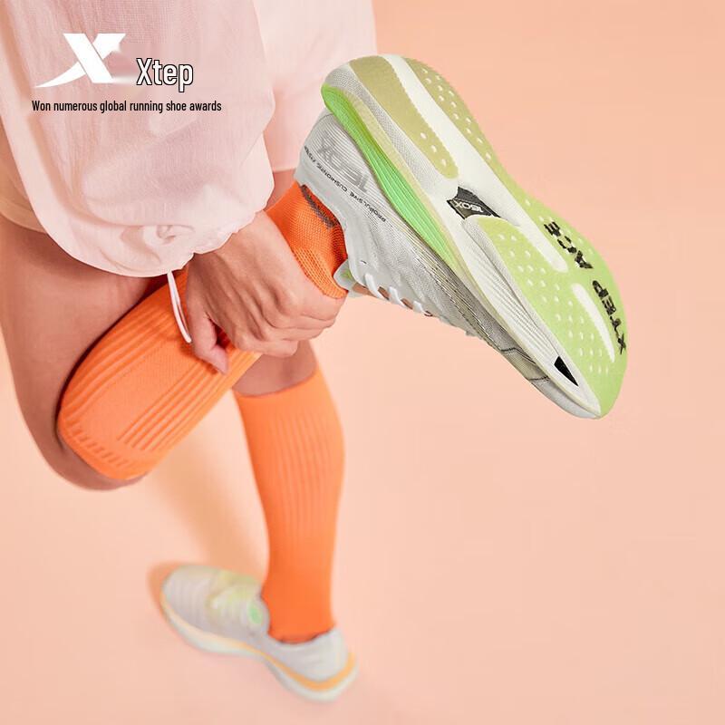 Xtep 160X 5.0 Marathon Rennlaufschuhe
