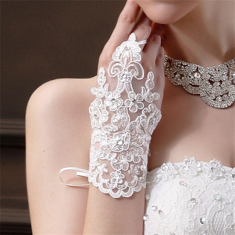 1 pair Women' Wedding Lace Gloves Bridal Fingerless Tulle Gloves Crystal Sequins Wrist Cuffs White Hook Finger Gloves