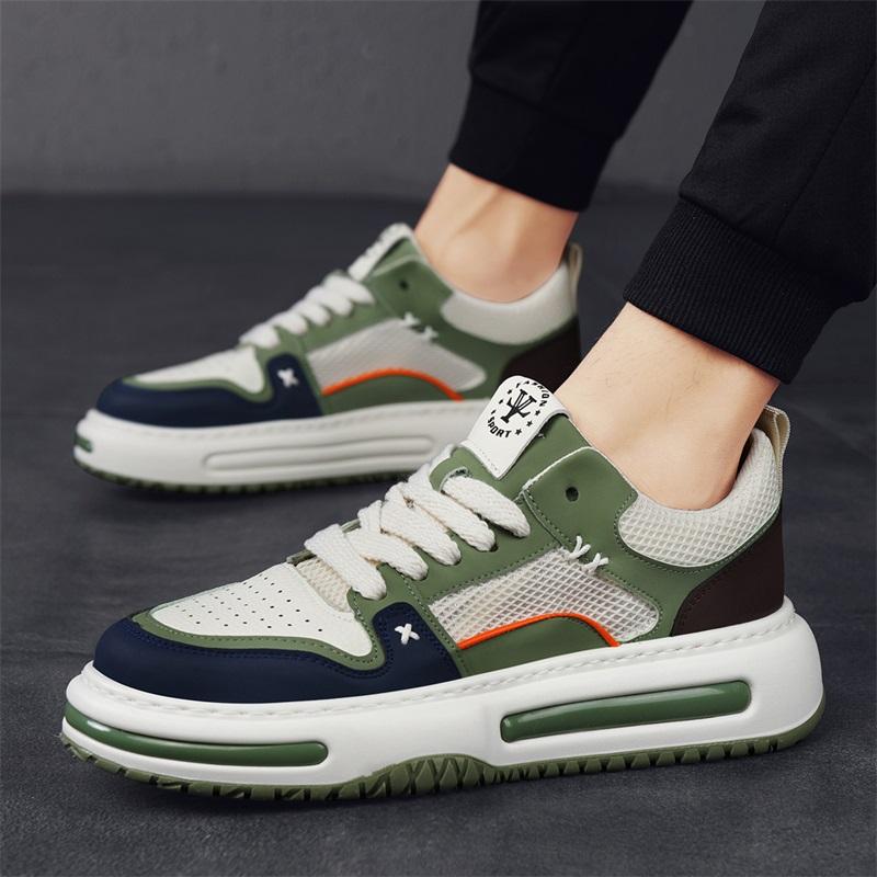 British Style Vulcanized Sneakers Men Street Style Sport Casual Shoes For Men New Walking Sneakers Male Fashion