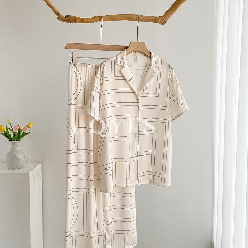 Pajamas women's summer thin ice silk short-sleeved trousers high-end large-size cardigan light luxury can be worn outside loungewear set