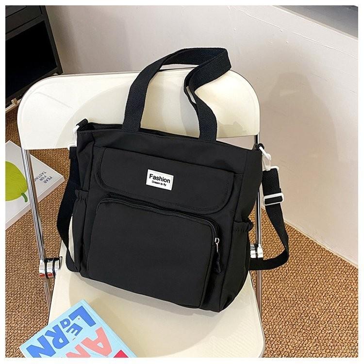 

2024 Trendy Large Capacity Tote Bag Stylish Simple Design For College Students In White Yellow Blue Black чорний