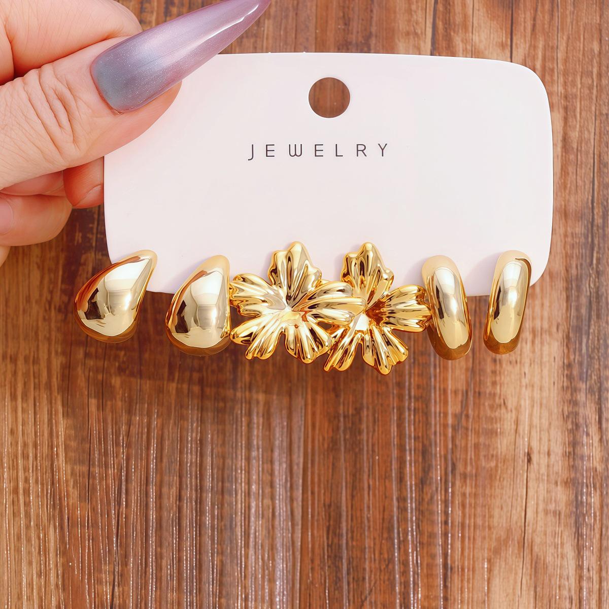 Retro Chic Women s Earring Set - Trendy  Elegant Light Luxury Ear Jewelry 2
