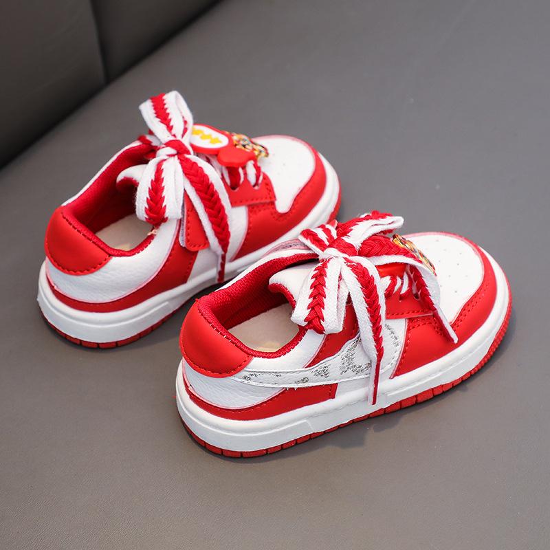 2026 Baby Walker Shoes: Red Non-slip Soft Sole, Unisex, Closed-toe for Toddlers Aged 1-3.