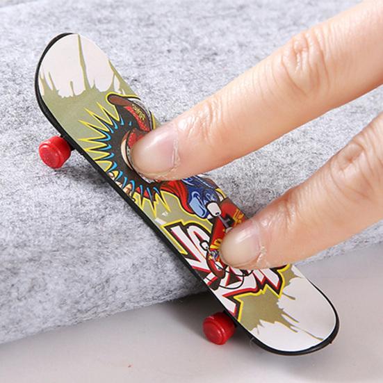 Finger Skateboard Toy Cartoon Print Tabletop Fidget Toys Creative Stress Relief Funny Toy Plastic Fingerboard Finger Skate Toy Children Toy