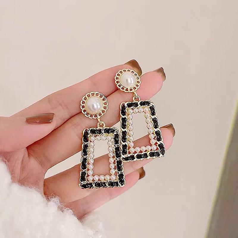 Elegant Black Butterfly Tassel Earrings - Sweet, Cool, and Versatile Design