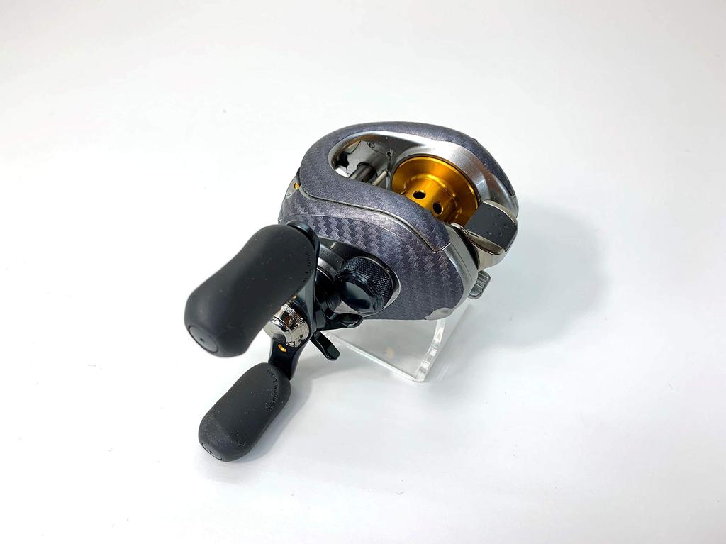 CUSTOM YOROI Custom Decal for 07 Metanium Scratch and Custom Baitcasting Reel SEAT.JP MG, Resistant, (Silver, Left-Handed)