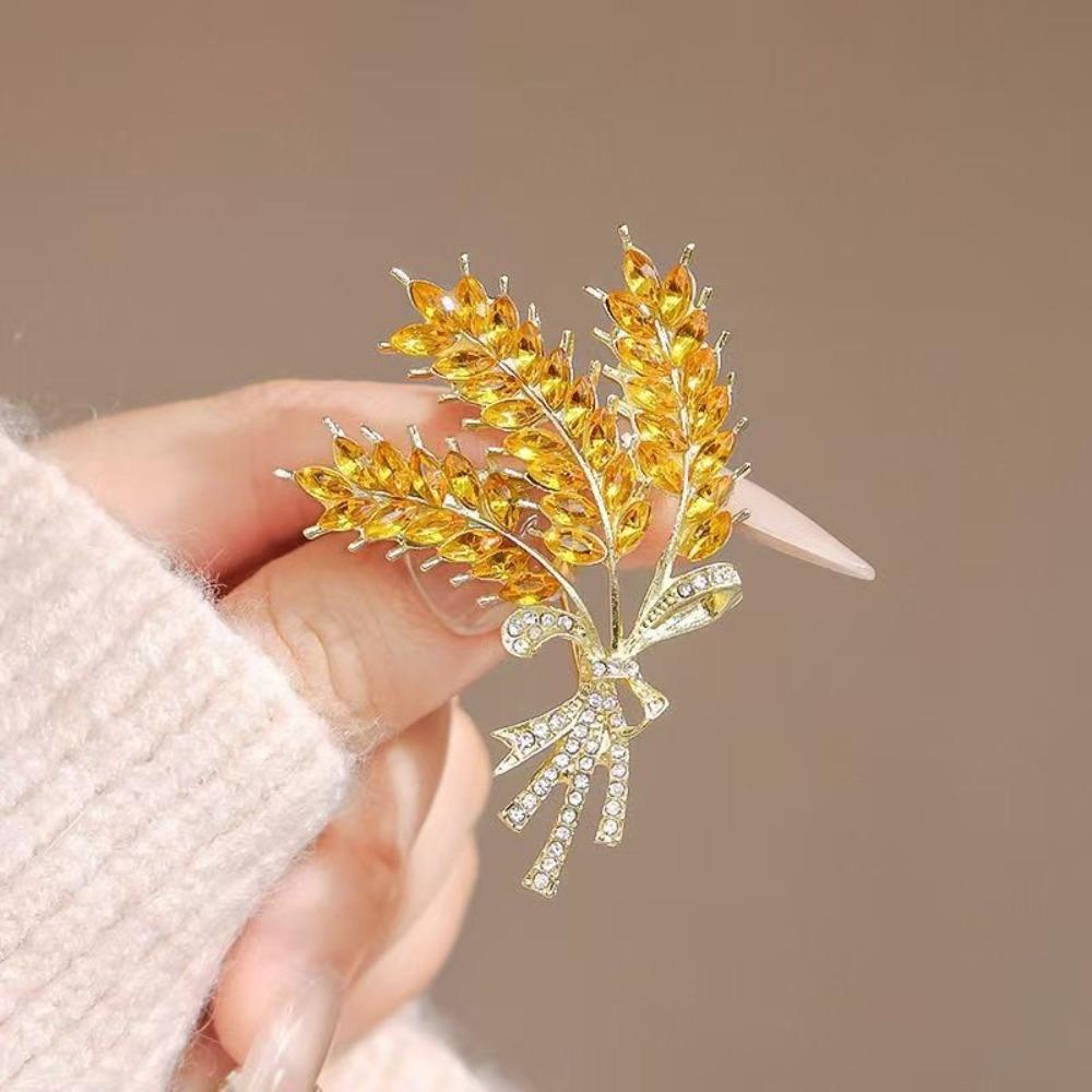Diamond Butterfly Versatile Simple Brooch Flower Anti-light Pin Clothing Accessories Corsage