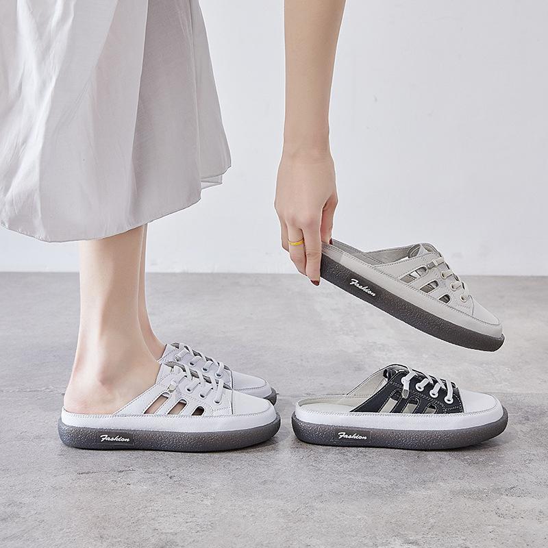 Half slippers women 2025 heelless lazy little white shoes Internet celebrities casual wear fashion bag head sandals women comfortable