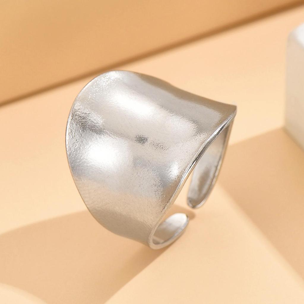 Retro Baroque Stainless Steel Wide Band Ring for Women and Men - High Polish, Colorfast Curved Design