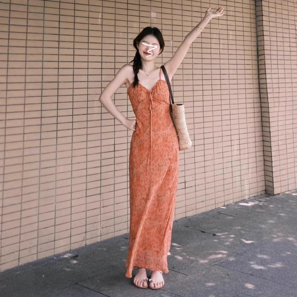 French Dopamine Romantic Floral Suspender Dress Women's Summer High-end Waist Seaside Vacation Dress