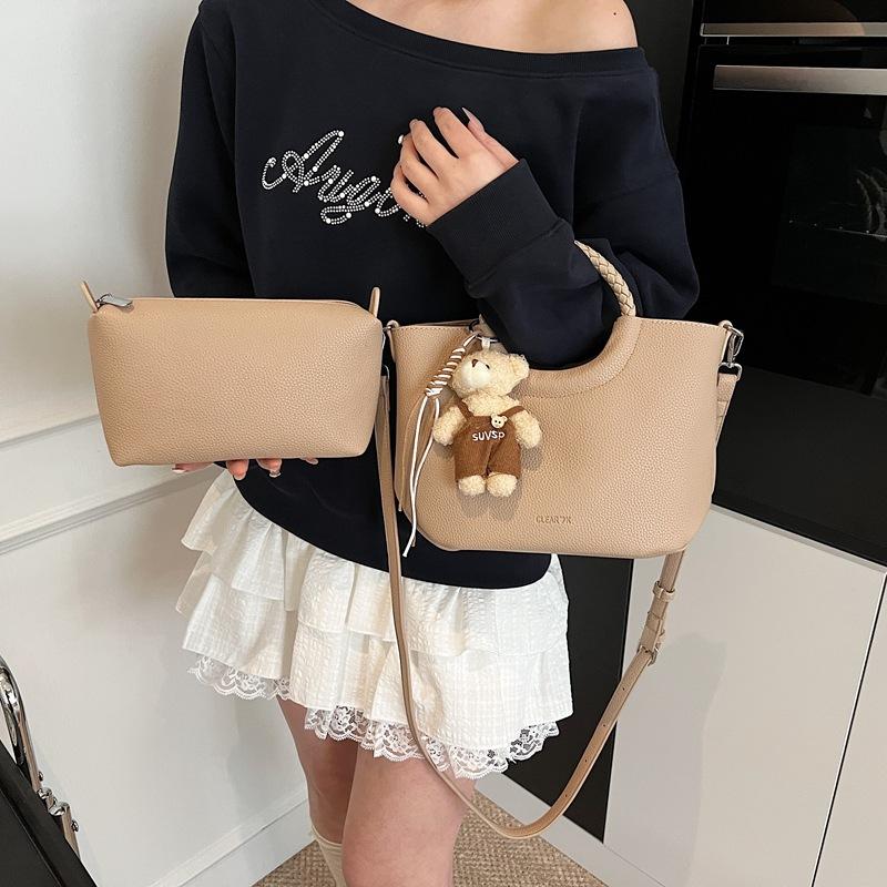 New Handbag Women's Versatile Fashion Shoulder Messenger Bag