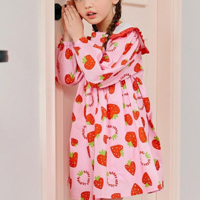 Lilypuri Dress  Pink  Model
