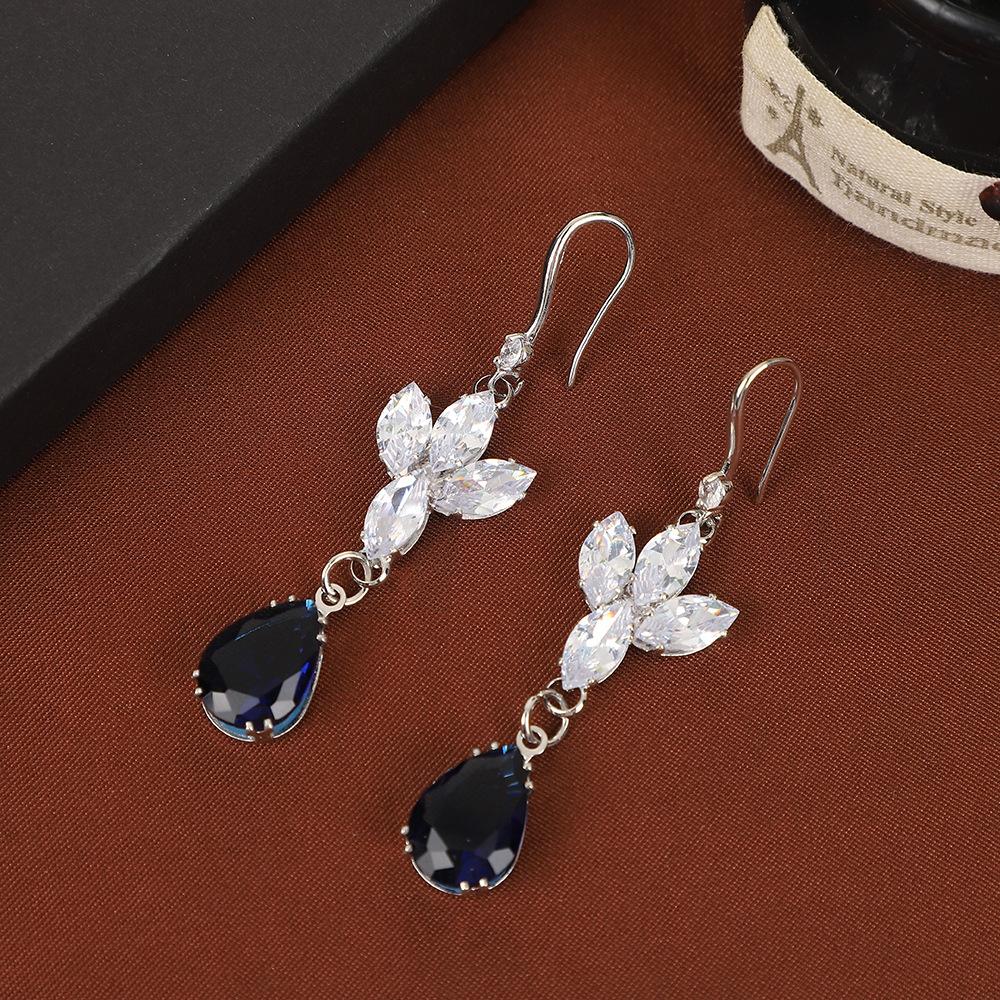 Набор ожерелья и серег «Капля воды», тяжелая промышленность, роскошный, легкий, атмосферный, с цирконом, набор тяжелой промышленности, классический