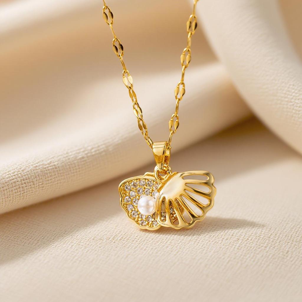 Elegant Light Luxury Zircon Necklace for Women - Gold-Plated, Simple Clavicle Chain