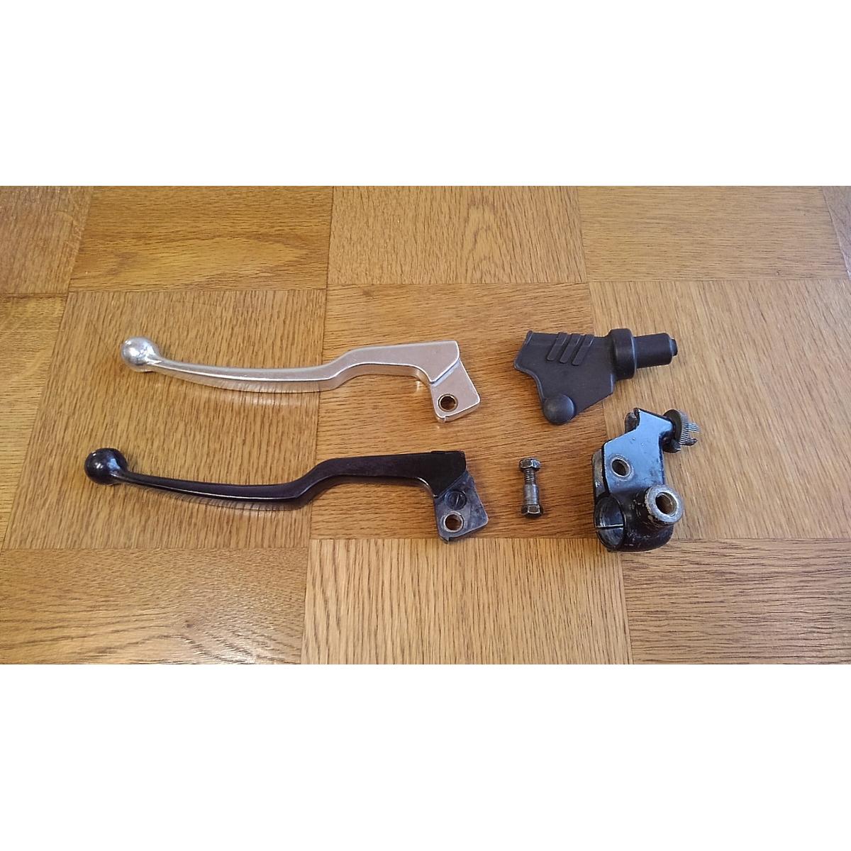 [Anonymous shipping included] External product clutch lever ALBA BL-029 Goose Bandit etc. Lots of extra junk Used item [Condition confirmation