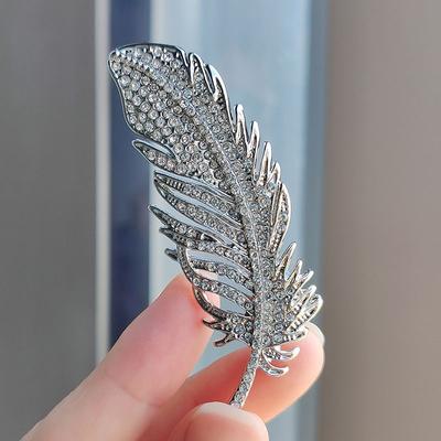 Temperament Full Diamond Feather Brooch Women'S Atmosphere Exquisite Brooch Simple Fashion Pin Retro Suit Accessories